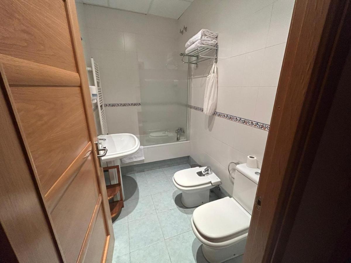 Hostal Villa El Colmenar Mombeltrán Eksteriør billede
