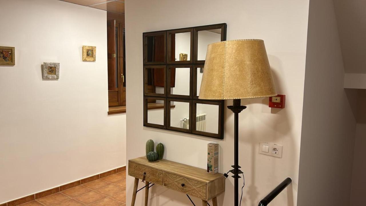 Hostal Villa El Colmenar Mombeltrán Eksteriør billede